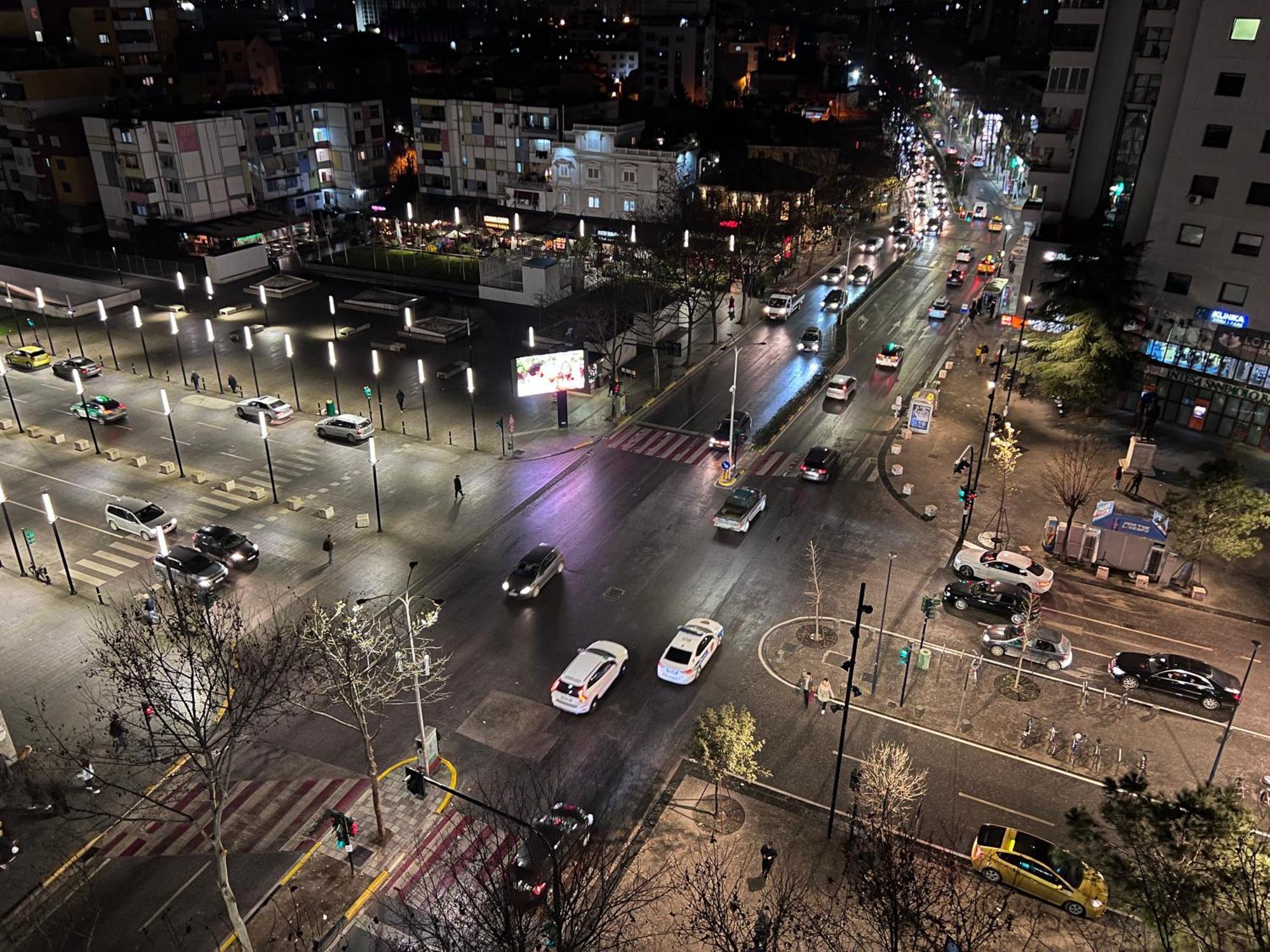 Boulevard Views - Spacious Tirana Apartment Esterno foto